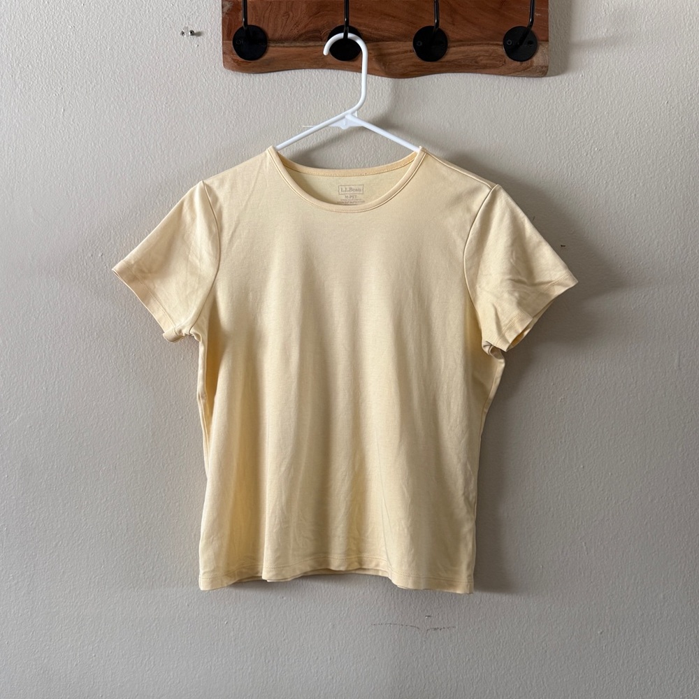 L.L. Bean 100% Supima Cotton Tee size M Petite Butter Yellow Soft Minimalism